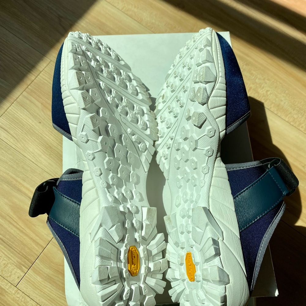 Undercover Sliders - Picture 2 of 4